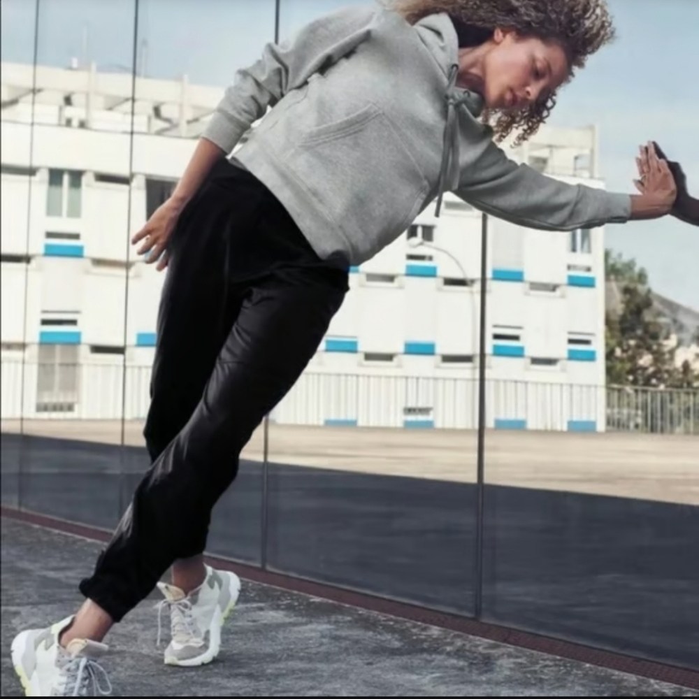 ATHLETA Radiant Jogger Quick Dry Athleisure Workout Sporty Comfort Pocket 10